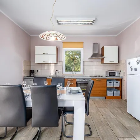 Beautiful In Sorici-kanfanar With Kitchen Sorici